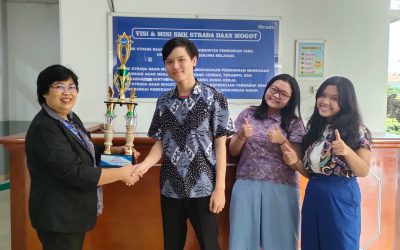 Lomba Debat SMA/K  Perkumpulan Strada, Damos Raih Juara