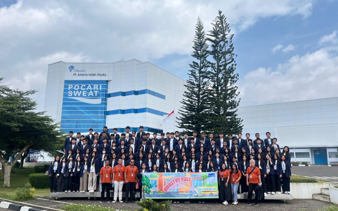 Intip Dunia Industri, SMK Strada Daan Mogot Kunjungan Industri